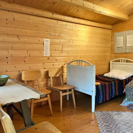 营地 Muuseumi Suvemajad