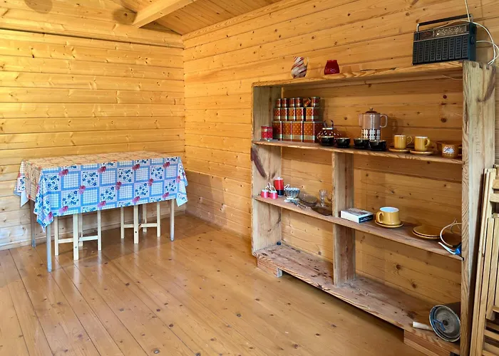 营地 Muuseumi Suvemajad *