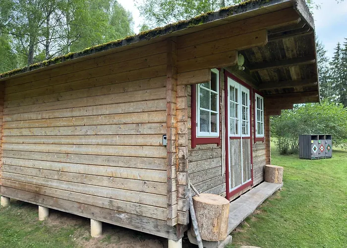 营地 Muuseumi Suvemajad *