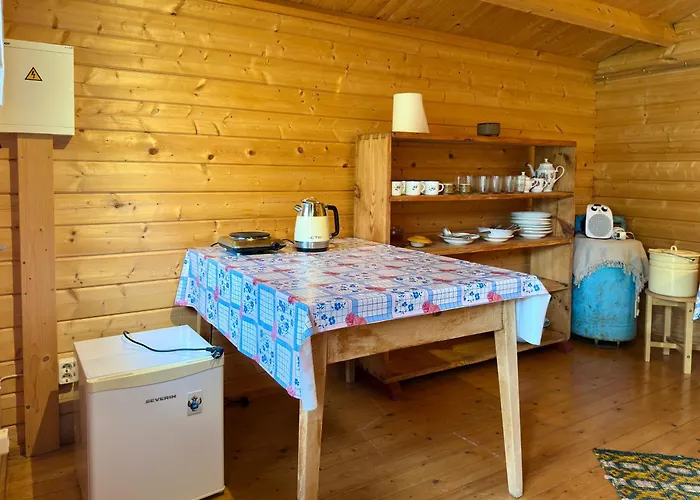 营地 Muuseumi Suvemajad Saatse